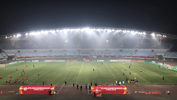 Việt Nam hạ Iraq trong loạt sút 11m, vào bán kết